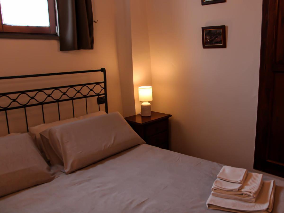 グッビオCasa Armanni - La Tua Casa Di Pietraアパートメント エクステリア 写真