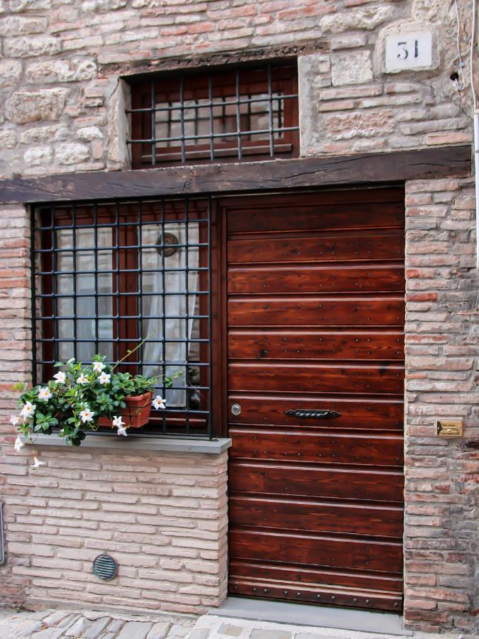 グッビオCasa Armanni - La Tua Casa Di Pietraアパートメント エクステリア 写真