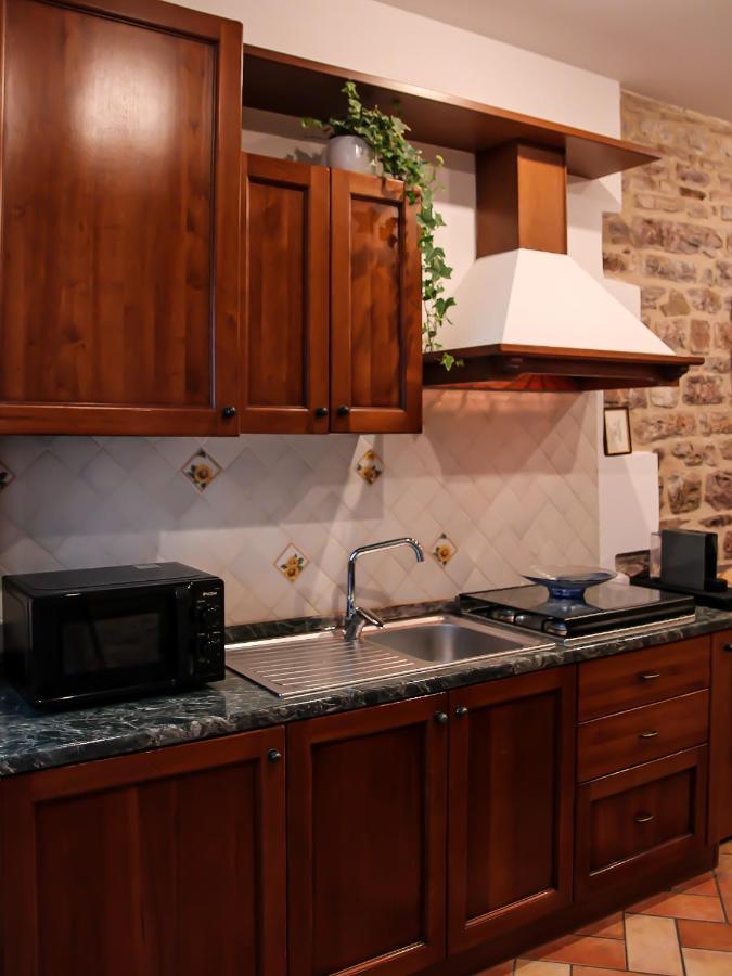 グッビオCasa Armanni - La Tua Casa Di Pietraアパートメント エクステリア 写真